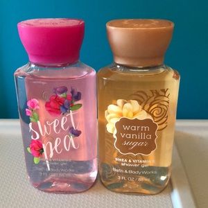 NWT - NEVER USED travel size shower gels